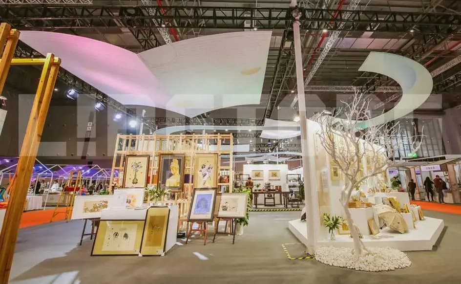 Simplify your event logistics with Modular Stands